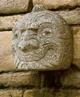 http://jeniffer27.files.wordpress.com/2008/11/chavin11.jpg