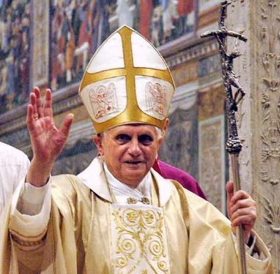 http://parroquiasanesteban.files.wordpress.com/2009/05/benedicto_xvi.jpg