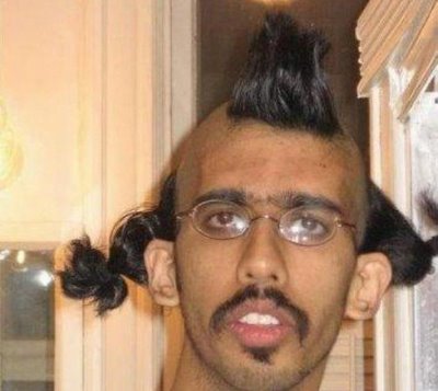 http://weirdppl.files.wordpress.com/2009/05/these-ugly-people-exist-17.jpg