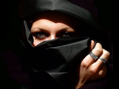 http://4.bp.blogspot.com/_FntZwhJ7lIc/SnG7wCT8o1I/AAAAAAAAD-M/yFxBCPQXCYY/s400/Velo+mujer.jpg