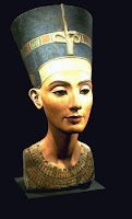 http://3.bp.blogspot.com/_qPwAACeb0Fs/R0GbL2xYMDI/AAAAAAAAAEo/np4Hw8JRFI8/s200/nefertiti%2520restored%2520(2).jpg