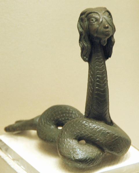 http://www.livius.org/a/1/anatolia/glykon_aam.JPG
