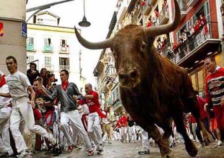 http://www.ganga.es/blog/pics/sanfermin1.jpg