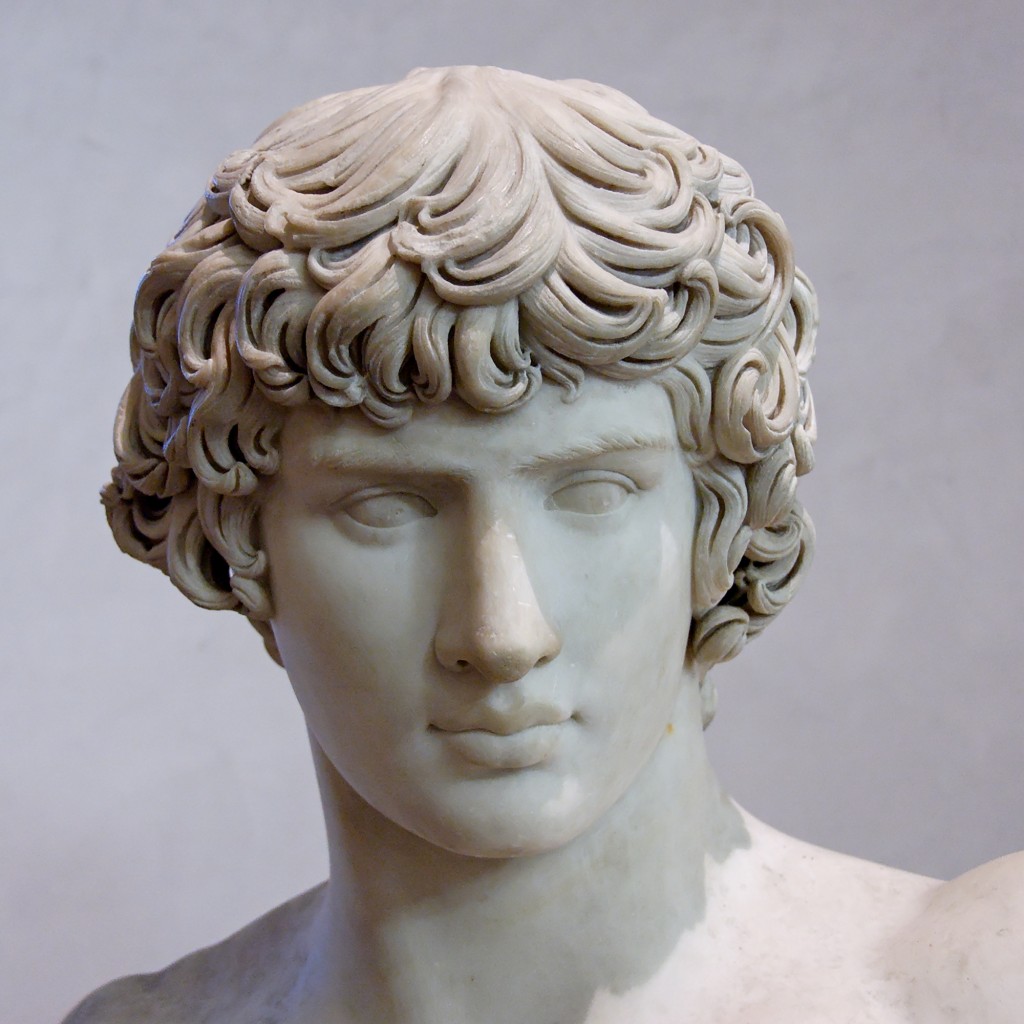 antinous_ecouen_louvre_ma1082_n3