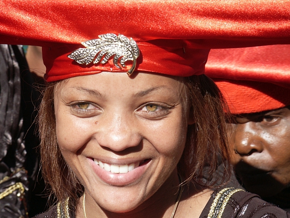 http://www.klausdierks.com/images/Namibia_Otjozondjupa_Okahandja_HereroDay2003_40.JPG