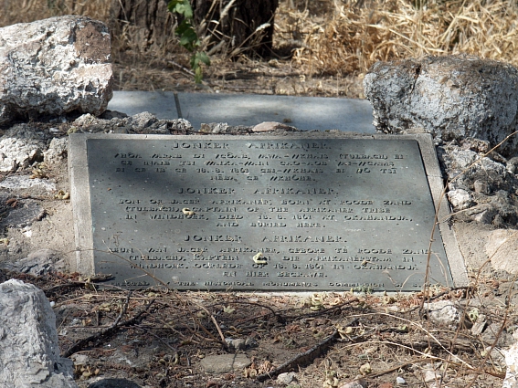 http://www.klausdierks.com/images/Namibia_Otjozondjupa_Okahandja_Jonker_2.JPG