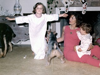 http://a.abcnews.com/images/ThisWeek/ht_Kennedy_Xmas03_071221_mn.jpg