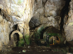 Grotta di San Michele - Sant'Angelo D'Alife