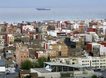 http://www.elpais.com/recorte/20080314elpval_1/LCO340/Ies/Zona_barrio_Cabanyal_vera_afectada_prolongacion_avenida_Blasco_Ibanez_mar.jpg