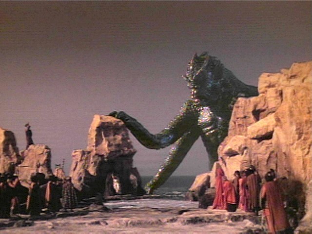 http://filmfanatic.org/reviews/wp-content/uploads/2006/11/Kraken.jpg