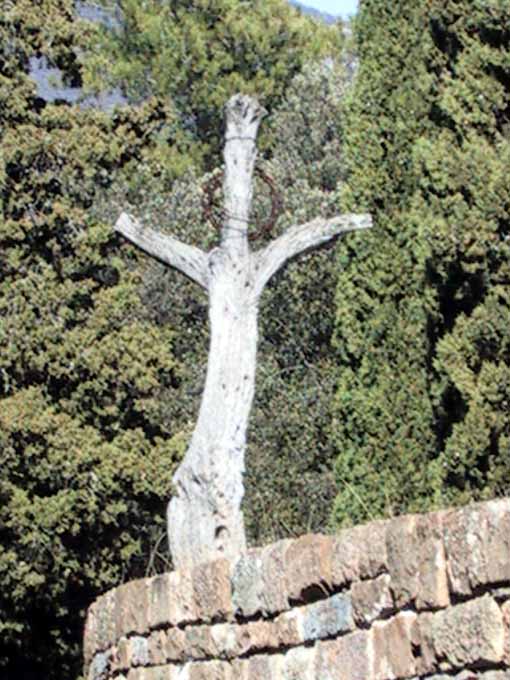 http://www.valentinv.com/romanico/Sepulcro7.jpg