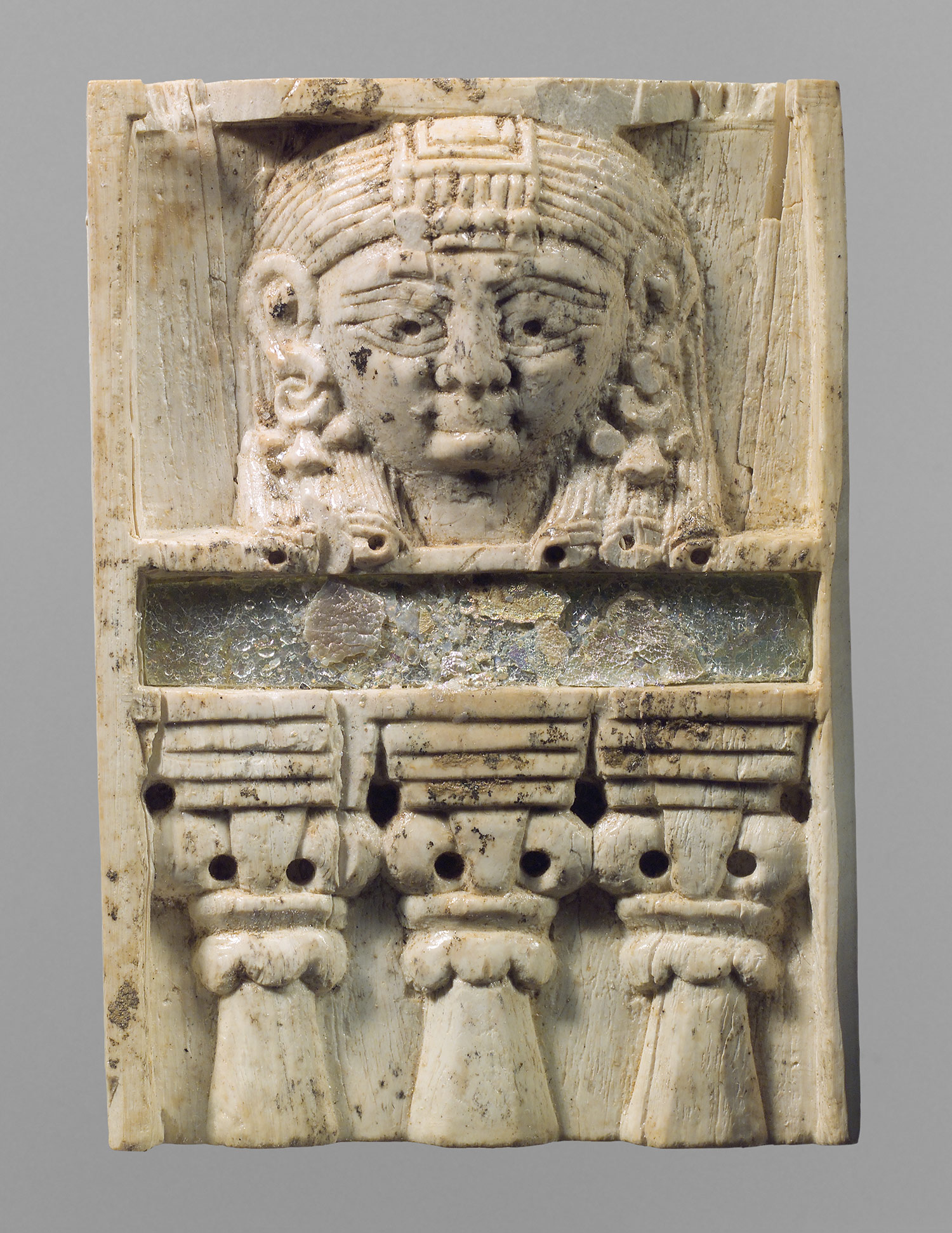 http://www.metmuseum.org/toah/images/h2/h2_57.80.12.jpg