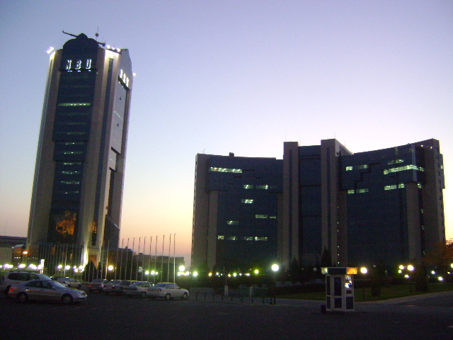 http://www.harleytourism.com/uzbekistan/tashkent/tashkent-uzbekistan.JPG