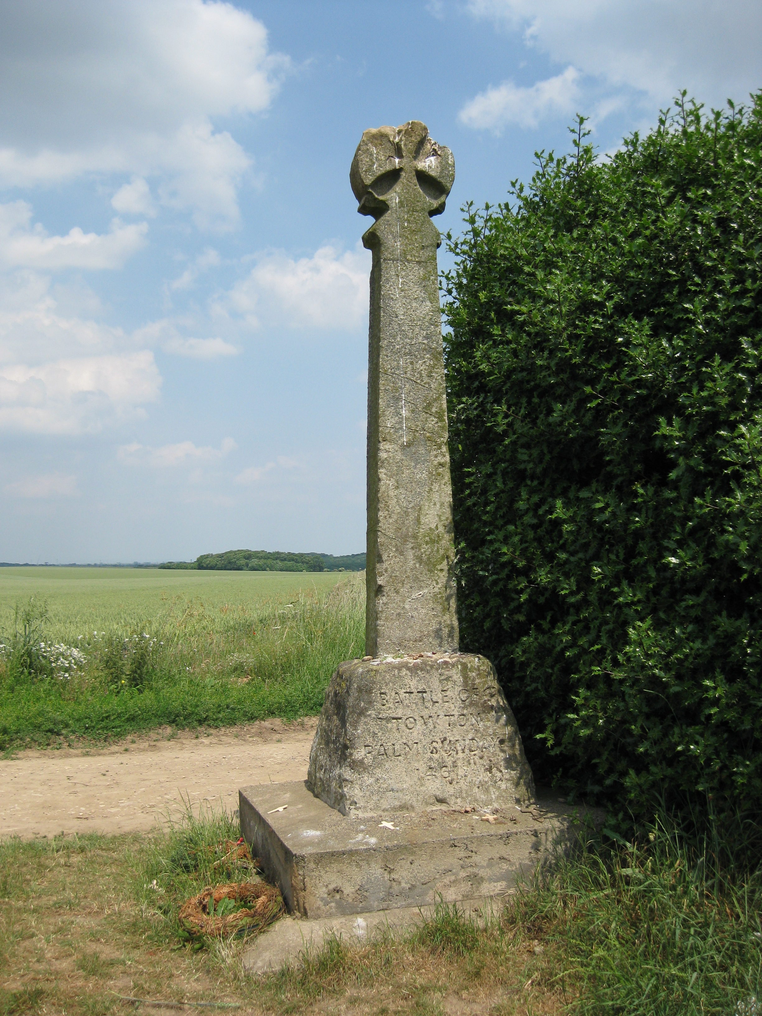 http://upload.wikimedia.org/wikipedia/commons/0/03/DacreCross.JPG