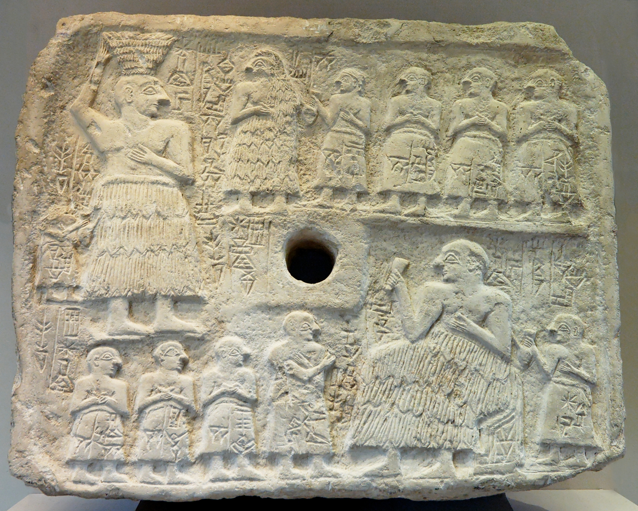 http://upload.wikimedia.org/wikipedia/commons/4/4b/Relief_Ur-Nanshe_Louvre_AO2344.jpg