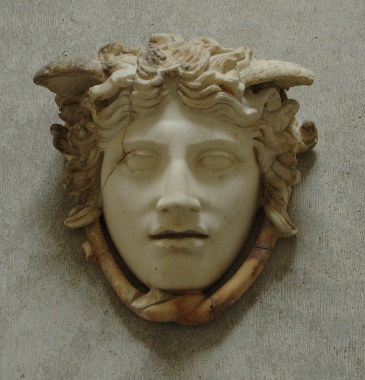 http://upload.wikimedia.org/wikipedia/commons/5/59/Rondanini_Medusa_Glyptothek_Munich_252_n2.jpg
