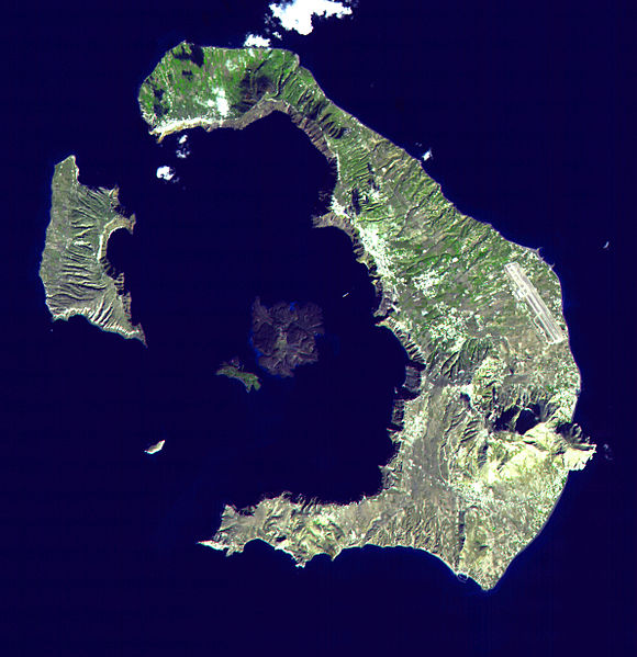 Archivo:Santorini Landsat.jpg
