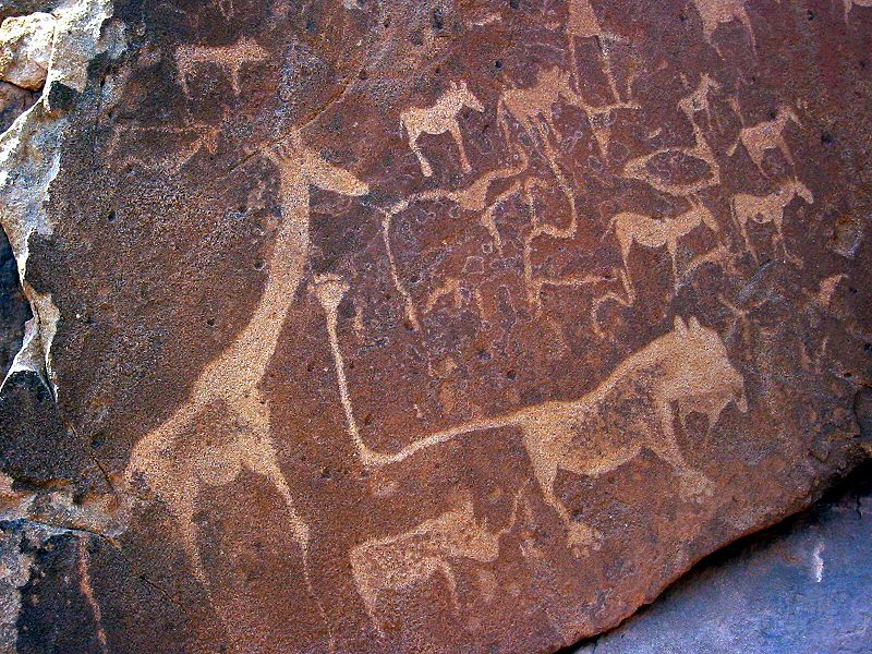 http://upload.wikimedia.org/wikipedia/commons/thumb/4/43/Lion_Twyfelfontein_Namibia.JPG/800px-Lion_Twyfelfontein_Namibia.JPG