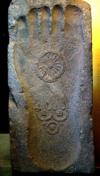 Archivo:Buddha-Footprint.jpeg