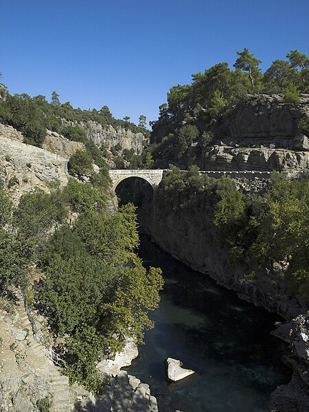 File:Eurymedon Bridge, Selge, Turkey. Pic 08.jpg