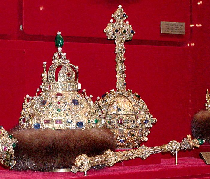 Archivo:Russian regalia.jpg
