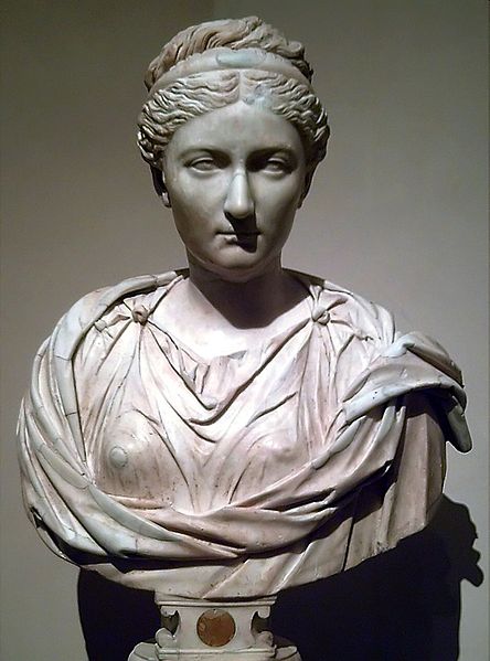 Archivo:Busto de Vibia Sabina (M. Prado) 01.jpg