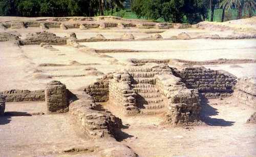http://sobreegipto.com/wp-content/uploads/2009/06/amarna.jpg